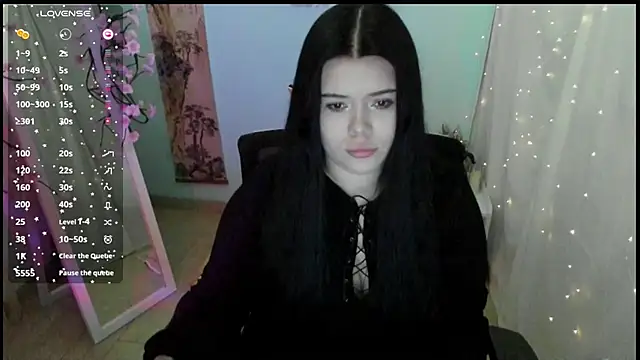 Mona Esty online show from April 2026 06:24:01 AM