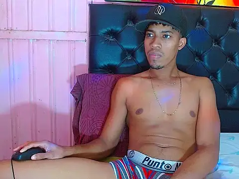 andreswj bigcock23 online show from October 2025 07:07:02 AM