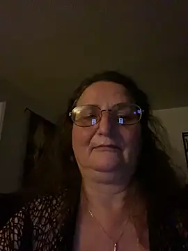 HurtfulExplorer67 online show from May 2026 03:36:02 AM