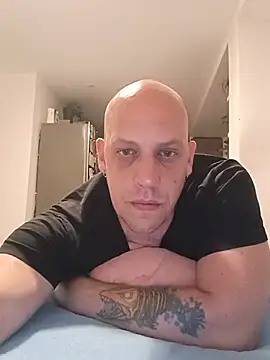 Kobradera1984 online show from May 2026 09:56:02 PM