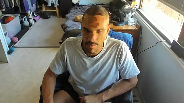 CassiusJohnson online show from April 2026 02:07:01 AM