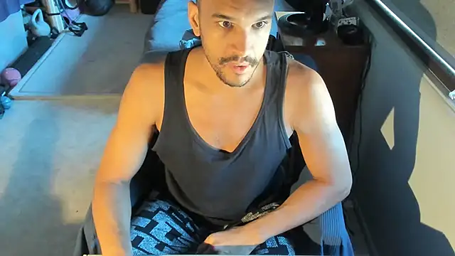 CassiusJohnson online show from April 2026 05:00:02 AM