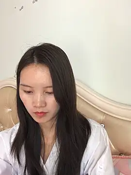 Mile-m online show from April 2026 03:49:02 AM