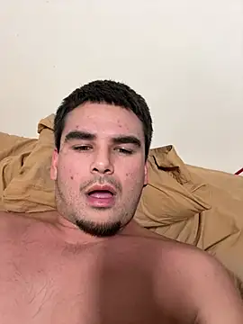 Snapshot of Leeeek23 chatting on January 2026 02:25:02 AM Leeeek23 online show from January 2026 02:25:02 AM