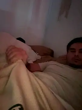 Snapshot of Leeeek23 chatting on January 2026 12:48:02 AM Leeeek23 online show from January 2026 12:48:02 AM