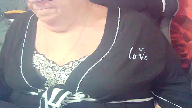 Playful MILF Demi online show from March 2026 10:57:02 PM