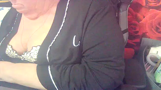 Playful MILF Demi online show from March 2026 12:42:02 PM