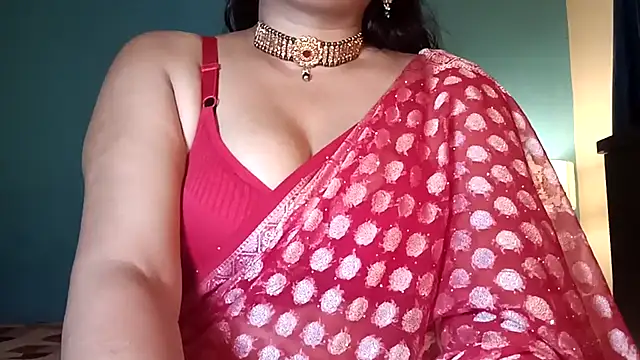 Snapshot of horny_milf_couple chatting on July 2026 03:38:01 PM horny milf couple online show from July 2026 03:38:01 PM
