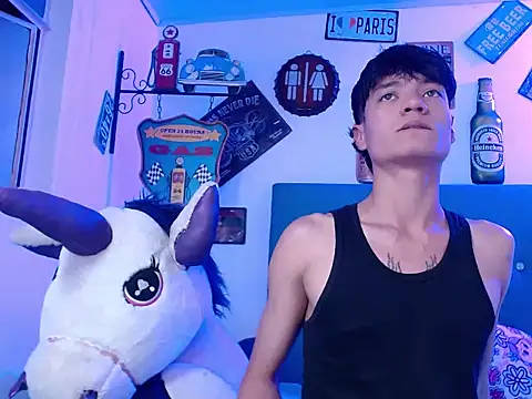 alex russo   online show from October 2025 03:49:02 AM