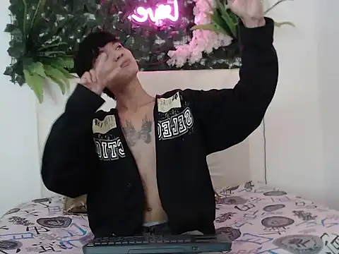 alex russo   online show from October 2025 03:28:02 AM