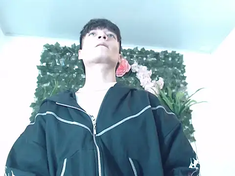 alex russo   online show from October 2025 04:08:02 PM