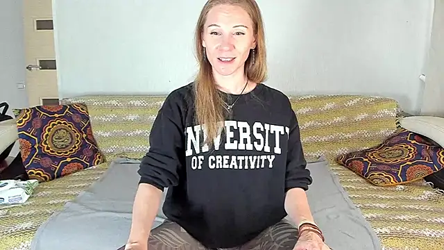 Snapshot of Amalia_Mio chatting on July 2026 09:02:02 AM Amalia Mio online show from July 2026 09:02:02 AM