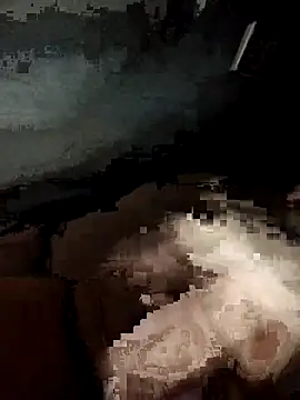 IncomingEssence478 online show from April 2026 06:24:01 AM