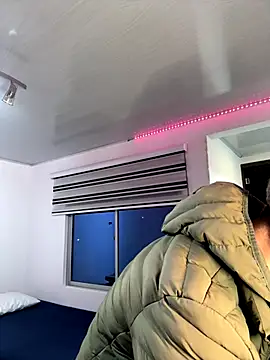 noah red online show from October 2025 01:48:02 AM