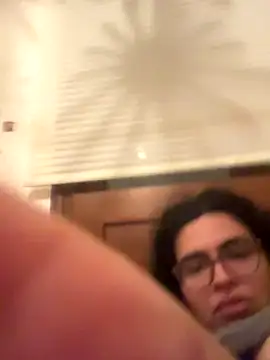 luciamaria01 online show from October 2025 06:39:01 PM