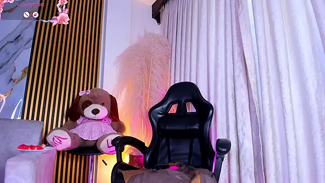 alejagarcia  online show from March 2026 08:25:01 PM