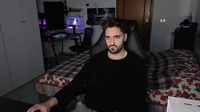 Al3xox02 online show from February 2026 04:38:02 PM