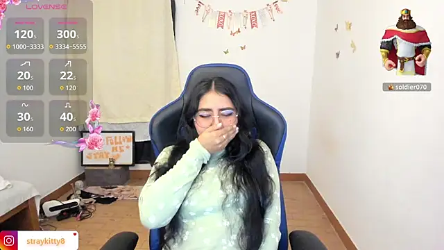 LoveLyy- online show from June 2026 02:42:01 AM