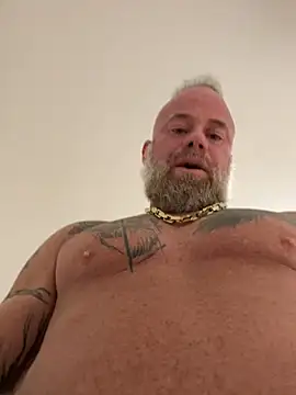 Muscledick40 online show from March 2026 01:29:02 PM