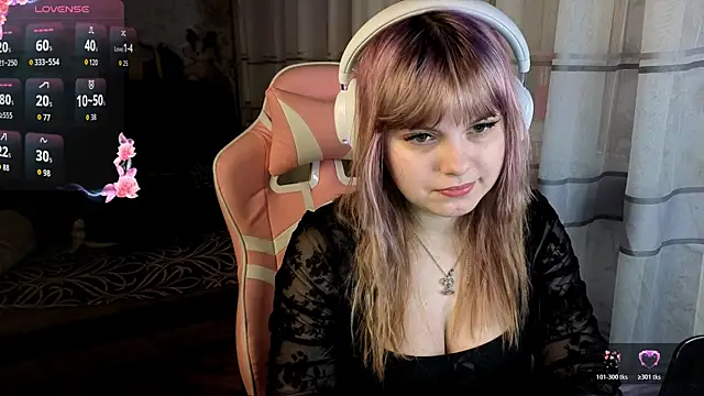 KristiBloom online show from March 2026 02:06:02 AM