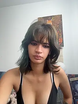 sukulaurens online show from June 2026 06:01:02 PM