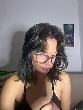 sukulaurens online show from July 2026 02:40:02 AM