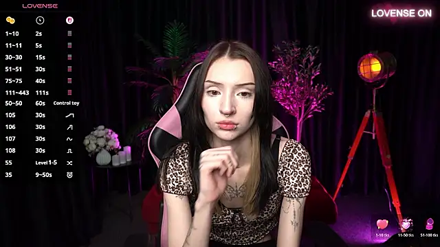 Snapshot of Trix_Void chatting on February 2026 10:54:01 AM Trix Void online show from February 2026 10:54:01 AM