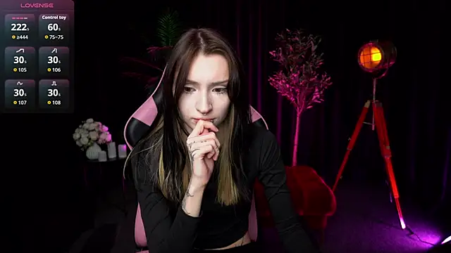 Snapshot of Trix_Void chatting on February 2026 11:08:01 AM Trix Void online show from February 2026 11:08:01 AM