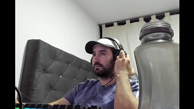 coolfriki online show from April 2026 07:11:01 AM