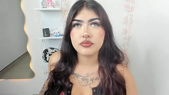 Snapshot of hollycute__ chatting on July 2026 10:57:02 PM hollycute online show from July 2026 10:57:02 PM