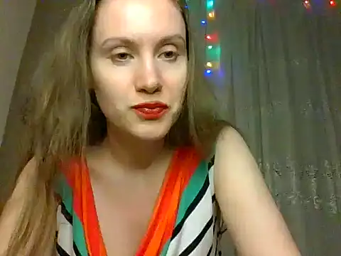 Snapshot of Lynirina chatting on July 2026 10:57:02 PM Lynirina online show from July 2026 10:57:02 PM