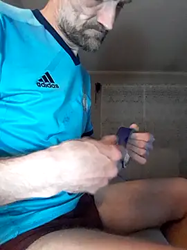 Remello1 online show from April 2026 02:17:01 AM