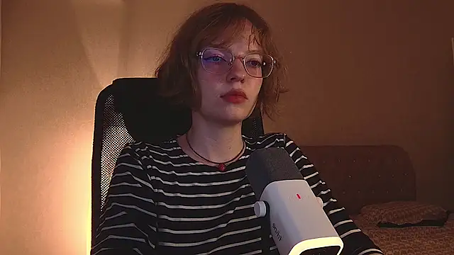 emymayy online show from June 2026 03:49:02 PM
