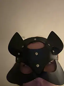 Teengirlmiaa online show from February 2026 08:18:01 PM