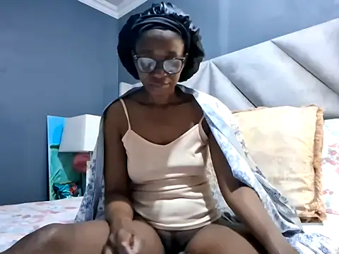 Snapshot of NaughtyCouga chatting on May 2026 02:17:01 AM NaughtyCouga online show from May 2026 02:17:01 AM