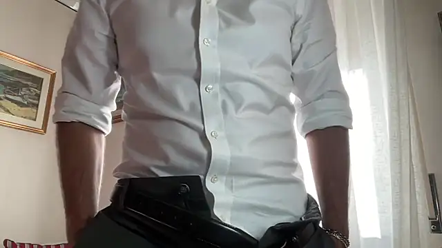 MarioDragon101  online show from October 2025 01:22:01 PM