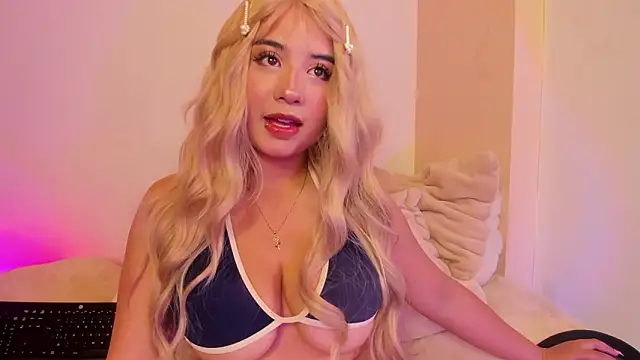 Lilith salvatoree online show from March 2026 02:49:01 AM