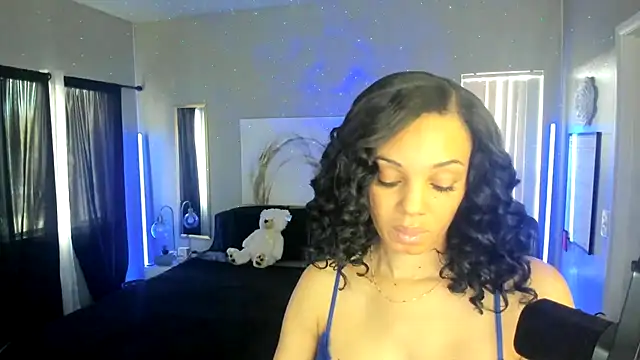 Snapshot of Myonnathegod chatting on December 2025 11:09:01 PM Myonnathegod online show from December 2025 11:09:01 PM