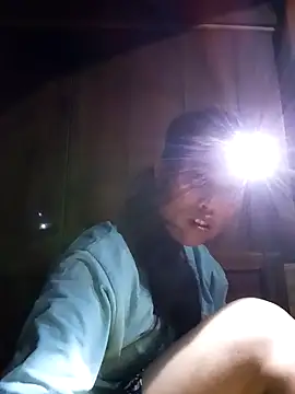 jerry-xx online show from April 2026 01:38:01 PM