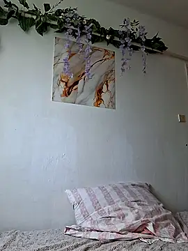 Nika aa online show from April 2026 01:21:01 PM