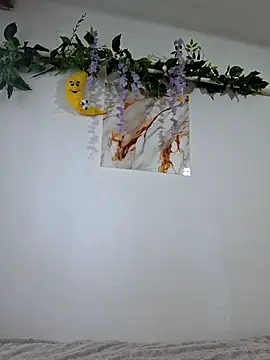 Snapshot of Nika_aa chatting on June 2026 06:08:01 PM Nika aa online show from June 2026 06:08:01 PM