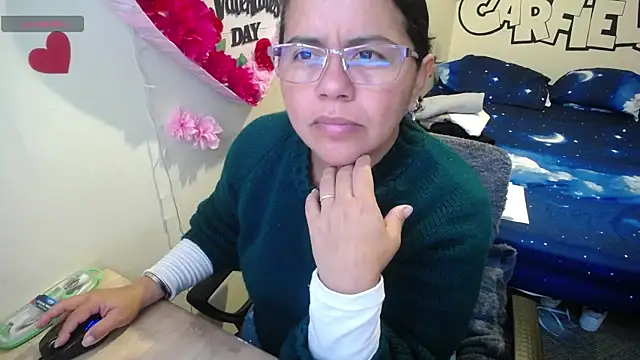 Miss  kendra  online show from April 2026 11:24:01 AM