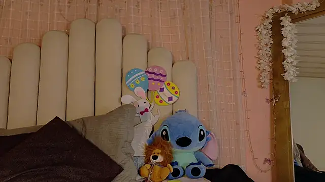 SweetRenata  online show from April 2026 11:23:02 AM