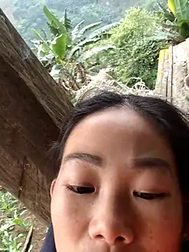 gio-thu online show from April 2026 05:38:01 AM