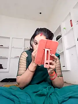 Snapshot of Cuty_tanya chatting on February 2026 04:47:02 PM Cuty tanya online show from February 2026 04:47:02 PM