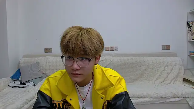 Snapshot of KK-cuteboy chatting on February 2026 11:17:01 AM KK-cuteboy online show from February 2026 11:17:01 AM