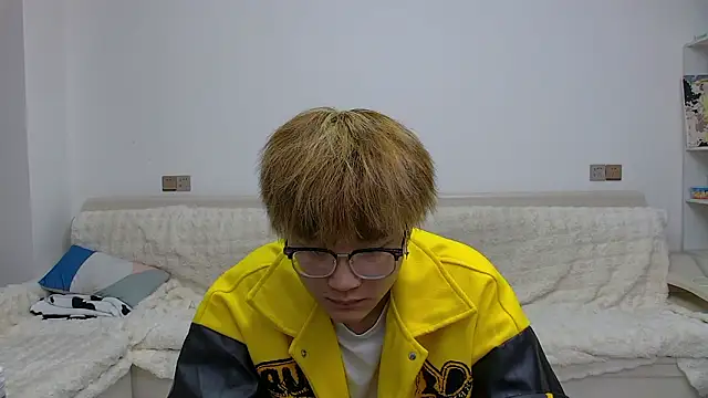 Snapshot of KK-cuteboy chatting on February 2026 10:49:01 AM KK-cuteboy online show from February 2026 10:49:01 AM