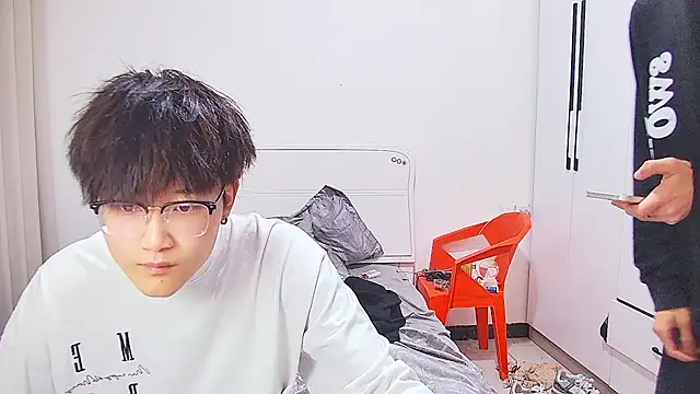 Snapshot of KK-cuteboy chatting on June 2026 12:18:02 PM KK-cuteboy online show from June 2026 12:18:02 PM