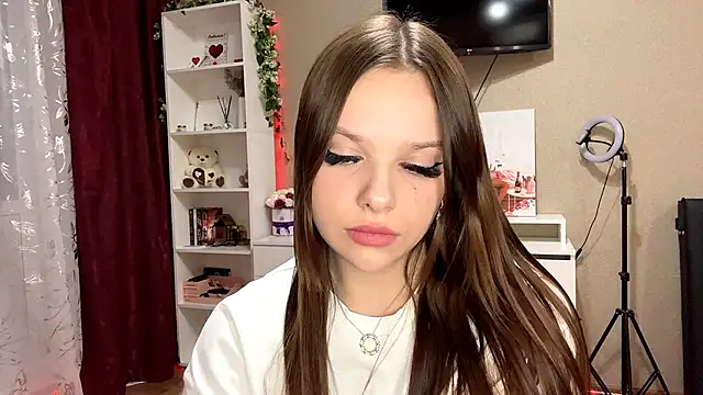 VallieBronstade online show from March 2026 05:39:02 PM