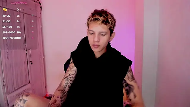 tylernova online show from April 2026 04:23:02 AM